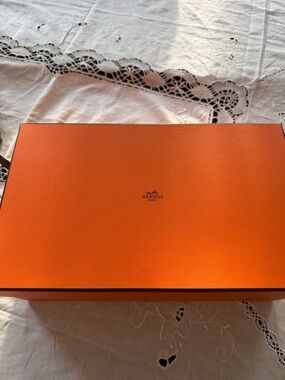 Hermès Orange Signature Box(shoes)